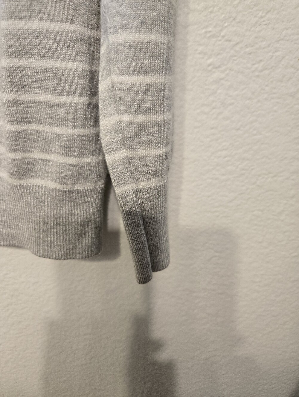Jones Cardigan - Picture 6 of 6